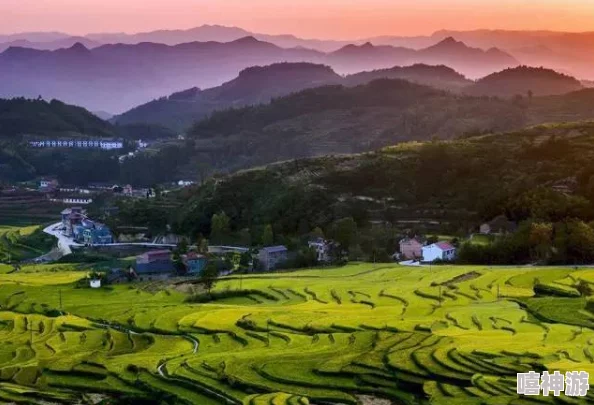 别揉我胸啊嗯上课啊 这篇文章幽默风趣地探讨了课堂上的尴尬瞬间，让人忍俊不禁，值得一读！