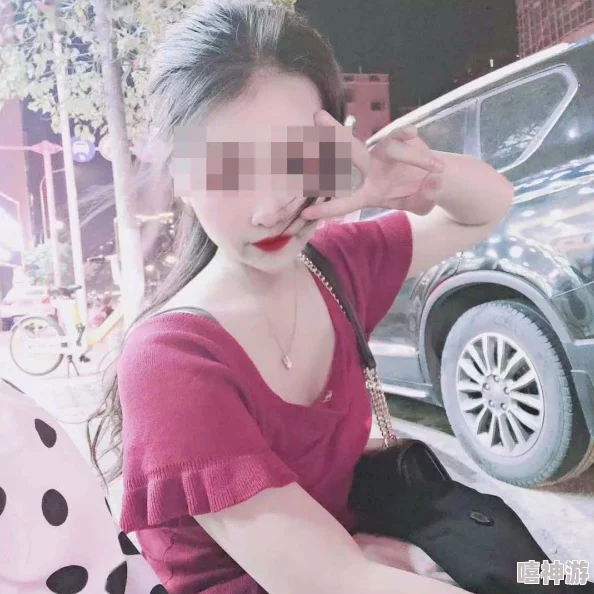 真实处破女刚成年不卡据说此女是某网红圈内人士和富二代交往后分手